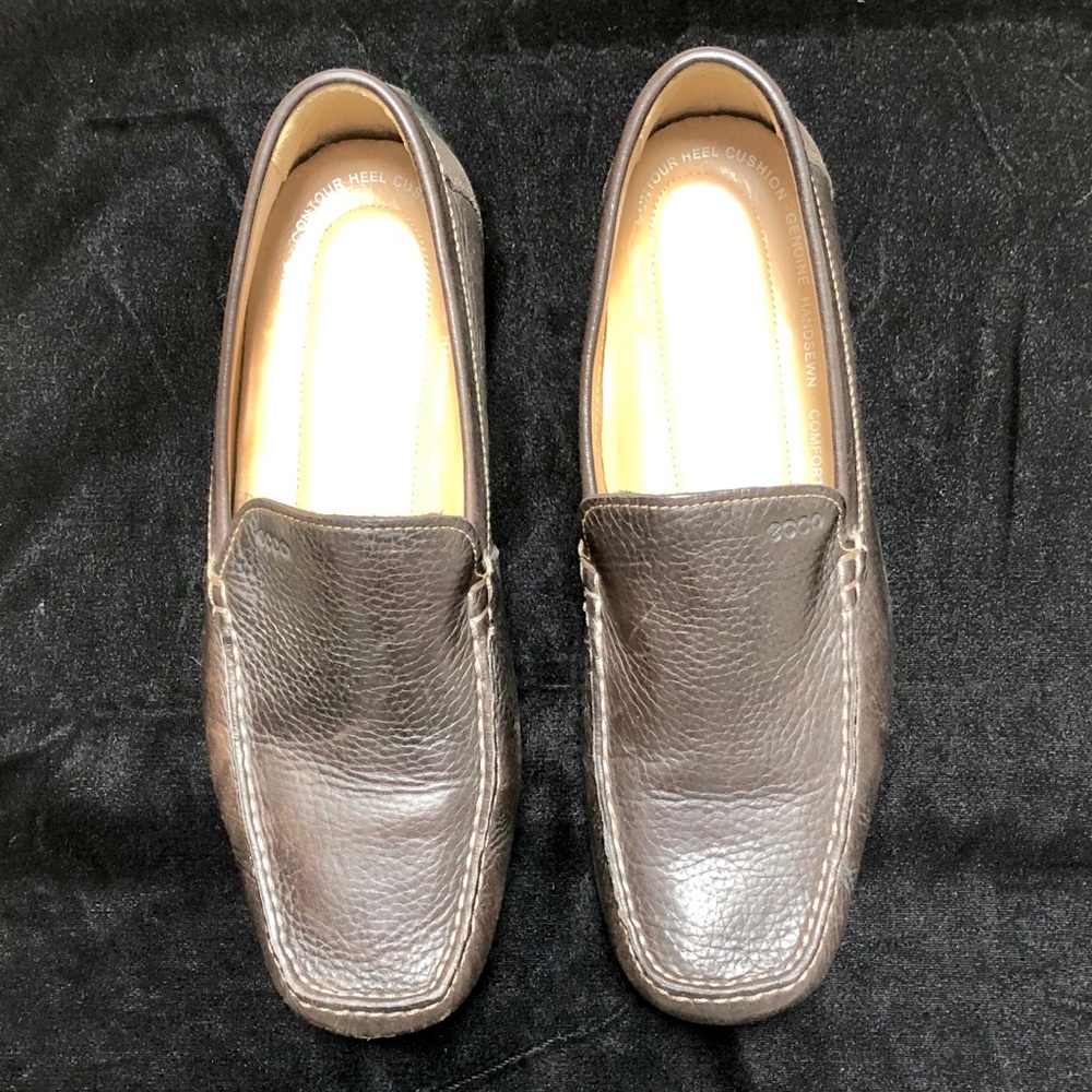 Ecco Brown Leather Loafers.